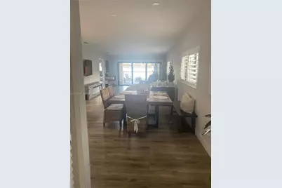 19009 NW 64th Ct, Hialeah, FL 33015 - Photo 5