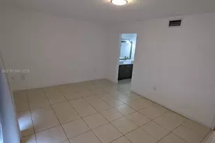 10052 NW 41st St, Doral, FL 33178 - Photo 19