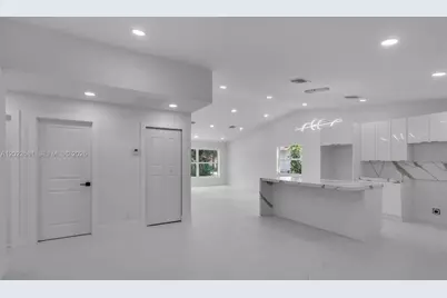 2828 NW 95th Ave, Coral Springs, FL 33065 - Photo 11