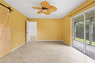 110 Lake Meryl Dr, West Palm Beach, FL 33411 - Photo 23