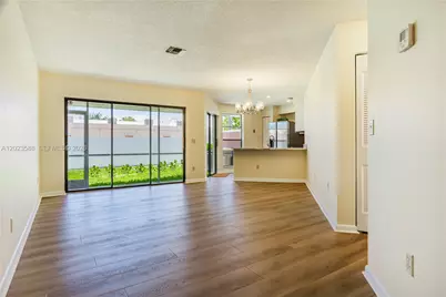 275 NW 36th Ave #275, Deerfield Beach, FL 33442 - Photo 5