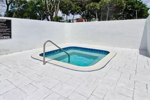 275 NW 36th Ave, Deerfield Beach, FL 33442 - Photo 25