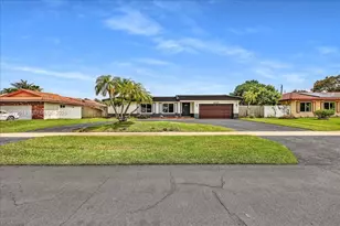 5260 SW 10th Ct, Plantation, FL 33317 - Photo 1