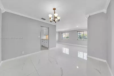 5260 SW 10th Ct, Plantation, FL 33317 - Photo 5
