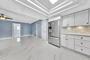 5260 SW 10th Ct, Plantation, FL 33317 - Photo 11