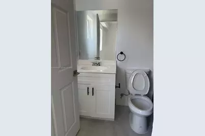 147 NW 59th St #305, Miami, FL 33127 - Photo 27