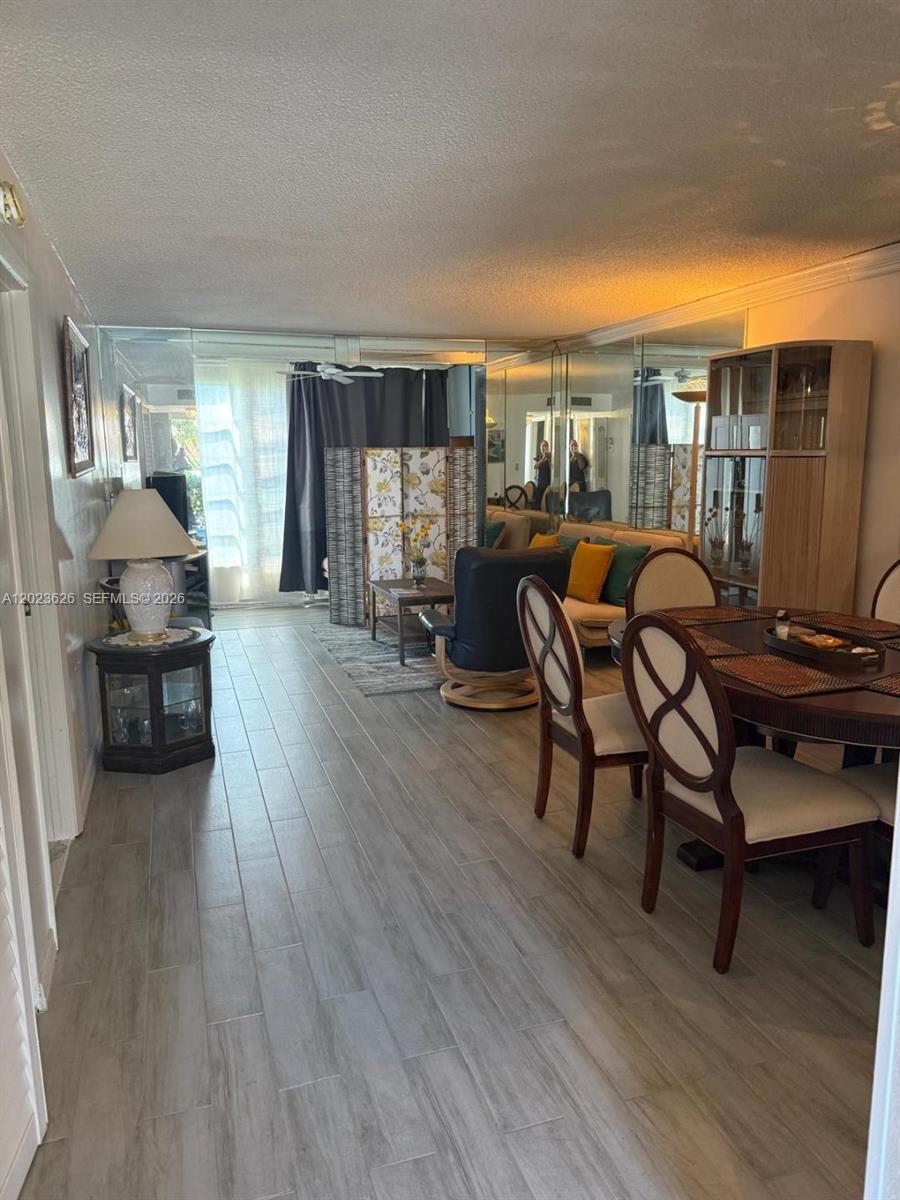 9401 Sunrise Lakes Blvd #109 - 9401 Sunrise Lakes Blvd #109, Sunrise, FL 33322 Luxury Property | Jose Angel Pina
