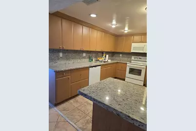 9735 NW 52nd St #208, Doral, FL 33178 - Photo 3