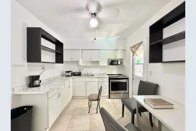 130 NW 16th Ave, Miami, FL 33125 - Photo 29
