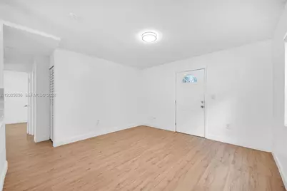 641 NW 2nd St, Miami, FL 33128 - Photo 37