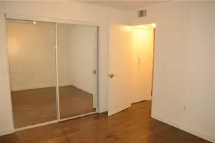[Address not provided], Miami Beach, FL 33139 - Photo 3
