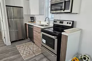 622 15th St, Miami Beach, FL 33139 - Photo 7