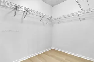 18850 NW 57th Ave, Hialeah, FL 33015 - Photo 25