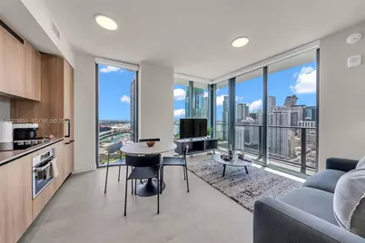 121 NE 5th St #3401, Miami, FL 33132 - Photo 13