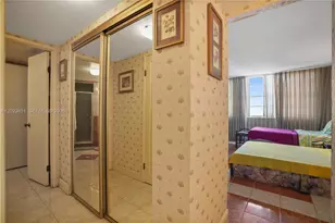 1351 NE Miami Gardens Dr, Miami, FL 33179 - Photo 13