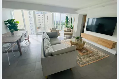 590 Ocean Dr #8B, Key Biscayne, FL 33149 - Photo 3