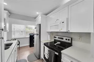 8405 NW 61st St, Tamarac, FL 33321 - Photo 5