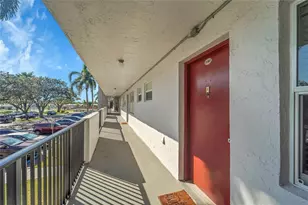 8405 NW 61st St, Tamarac, FL 33321 - Photo 15
