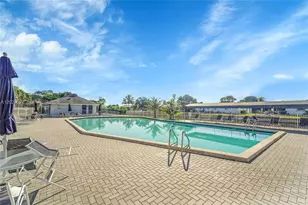 8405 NW 61st St, Tamarac, FL 33321 - Photo 19