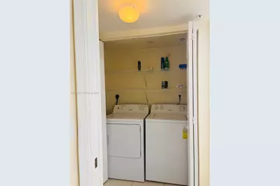 631 SW 111th Ln #205, Pembroke Pines, FL 33025 - Photo 9