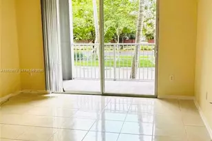 631 SW 111th Ln, Pembroke Pines, FL 33025 - Photo 5