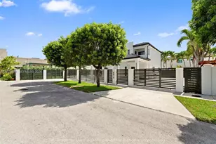 4014 SW 144th Pl, Miami, FL 33175 - Photo 1
