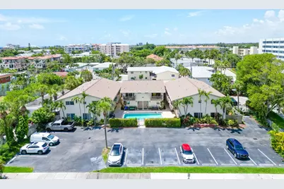1910 NE 5th St #107, Deerfield Beach, FL 33441 - Photo 3