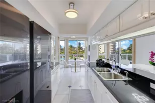 21205 Yacht Club Dr, Aventura, FL 33180 - Photo 13