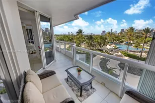 21205 Yacht Club Dr, Aventura, FL 33180 - Photo 23