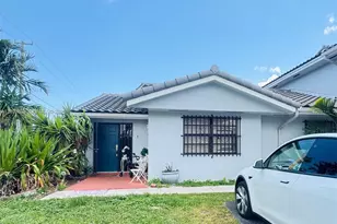 10904 NW 7th St, Miami, FL 33172 - Photo 3