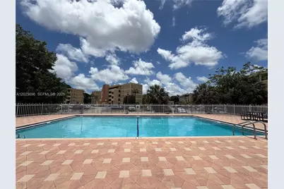 9150 Fontainebleau Blvd #203-2, Miami, FL 33172 - Photo 17