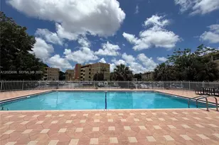 9150 Fontainebleau Blvd, Miami, FL 33172 - Photo 17