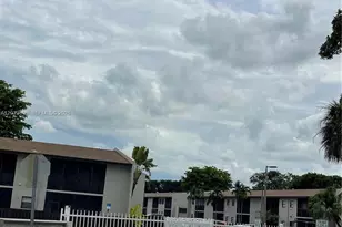 10370 SW 220th St, Cutler Bay, FL 33190 - Photo 5