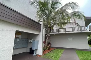 10370 SW 220th St, Cutler Bay, FL 33190 - Photo 7
