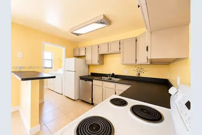 10370 SW 220th St #224, Cutler Bay, FL 33190 - Photo 13