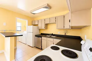 10370 SW 220th St, Cutler Bay, FL 33190 - Photo 13