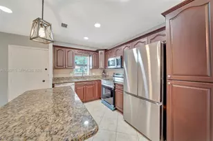 11640 NW 39th St, Coral Springs, FL 33065 - Photo 9