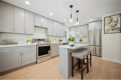 4220 SW 14th St, Miami, FL 33134 - Photo 15