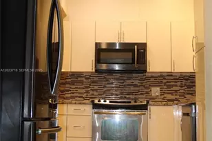 13875 NE 16th Ct, North Miami, FL 33181 - Photo 13