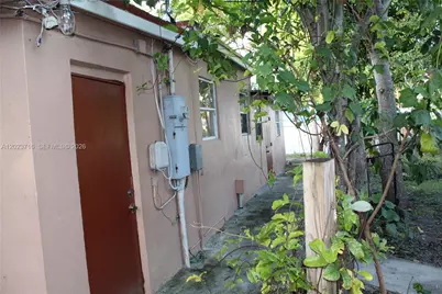 13875 NE 16th Ct, North Miami, FL 33181 - Photo 41