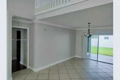 17883 SW 5 St, Pembroke Pines, FL 33029 - Photo 25