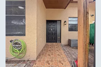 6704 NW 192nd Ter, Hialeah, FL 33015 - Photo 3