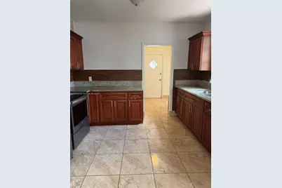 1727 NW 50th St, Miami, FL 33142 - Photo 9
