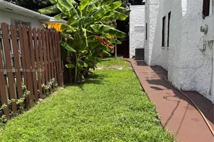 1727 NW 50th St, Miami, FL 33142 - Photo 5