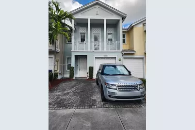 7510 NW 107th Pl, Doral, FL 33178 - Photo 1