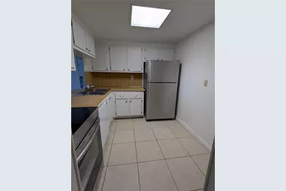 16751 NE 9th Ave #408, North Miami Beach, FL 33162 - Photo 5
