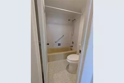 16751 NE 9th Ave #408, North Miami Beach, FL 33162 - Photo 11