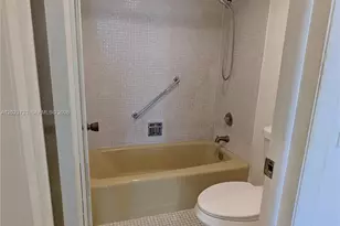 16751 NE 9th Ave, North Miami Beach, FL 33162 - Photo 11