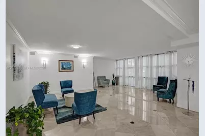 800 Parkview Dr #430, Hallandale Beach, FL 33009 - Photo 3