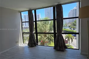 800 Parkview Dr, Hallandale Beach, FL 33009 - Photo 39